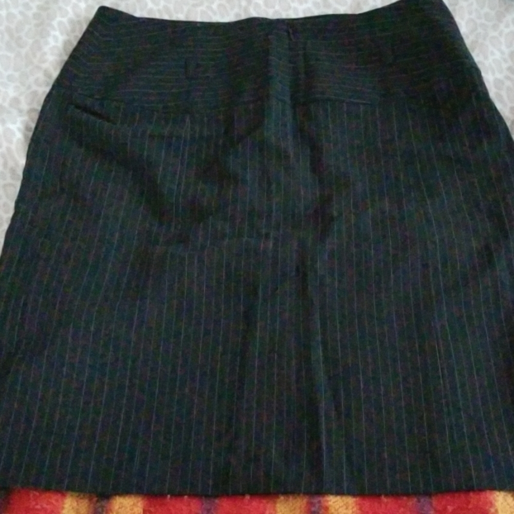 Skirt - Picture 2 of 2